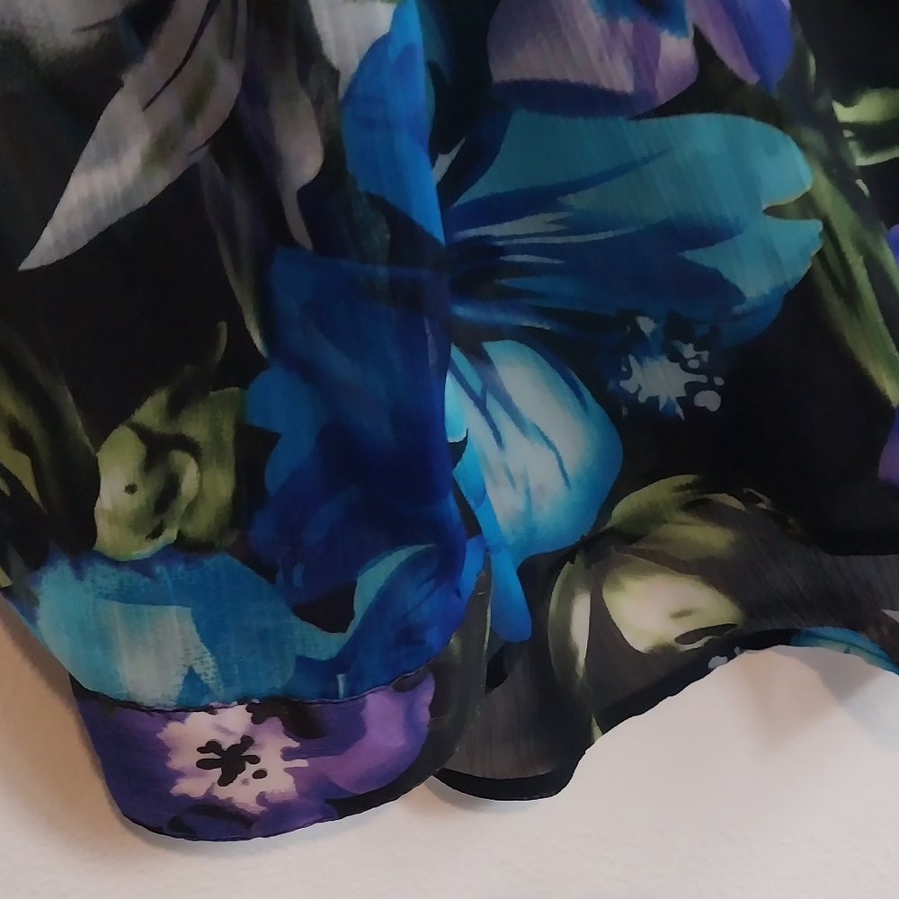 Susan Graver Purple & Blue Tropical Floral Semi Sheer Button Front Blouse - Picture 7 of 8